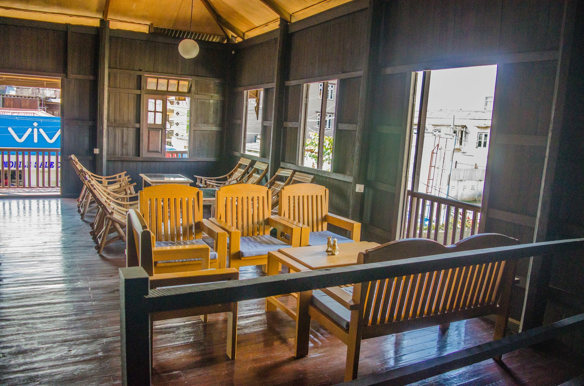 Hardwood Lodge Nyaung Shwe Dış mekan fotoğraf